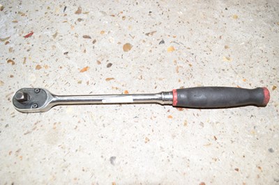 Lot 36 - A soft grip long handled 3/8 drive ratchet