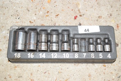 Lot 44 - A Snap-on 3/8 socket set, one missing
