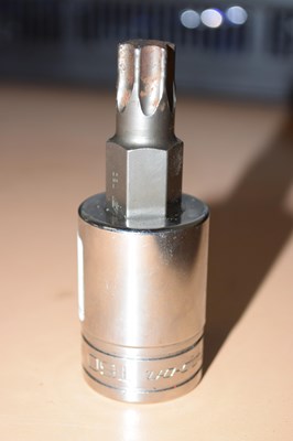 Lot 87 - A Snap-on T60 torque drive for a 1/2" ratchet