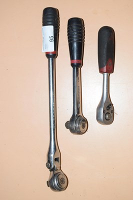 Lot 95 - Three ratchets, two are Facom, one a hinge...