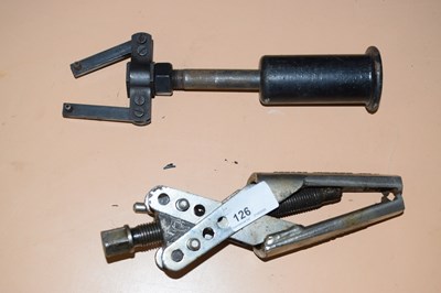 Lot 126 - A Facom bearing puller along with a Cummings...