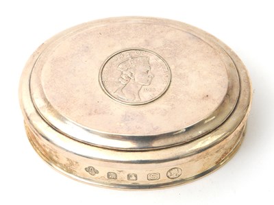 Lot 6 - An Elizabeth II Asprey's oval coronation...