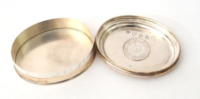 Lot 6 - An Elizabeth II Asprey's oval coronation...