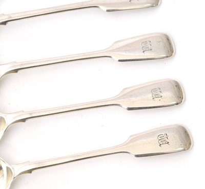 Lot 12 - A set of six early 20th Century silver fiddle...