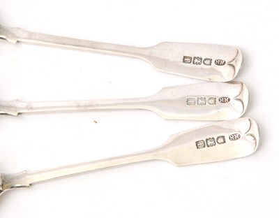 Lot 12 - A set of six early 20th Century silver fiddle...