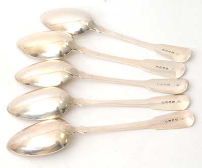 Lot 17 - A group of five Georgian fiddle pattern...
