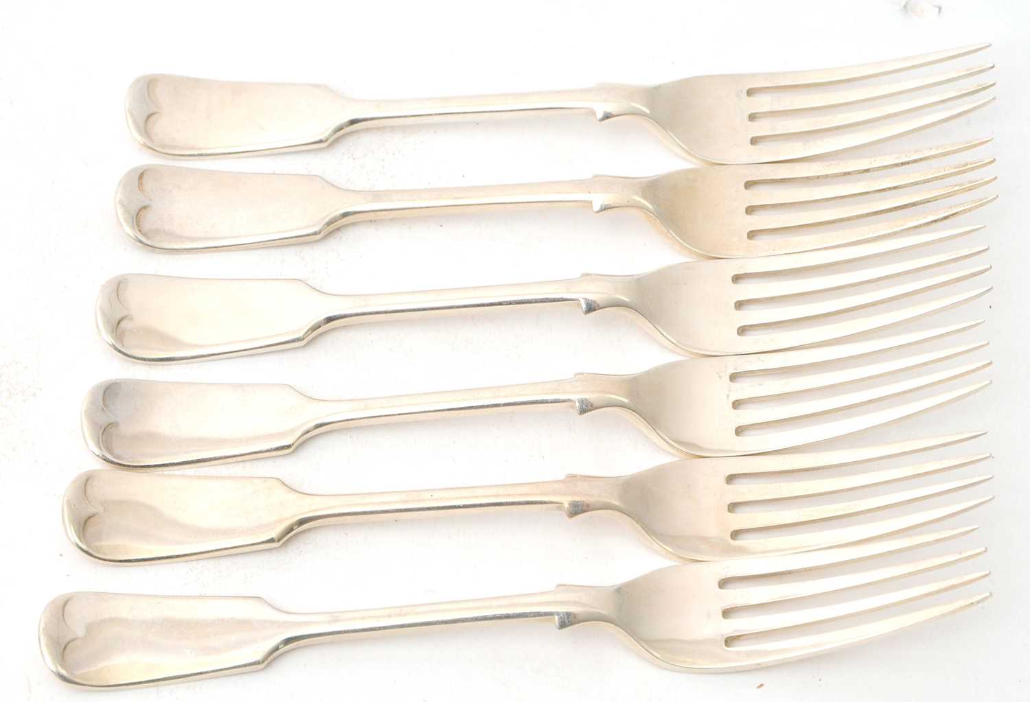Lot 20 - A set of six George V silver fiddle pattern...