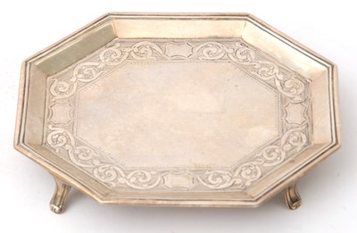 Lot 29 - A George III silver teapot stand of octagonal...