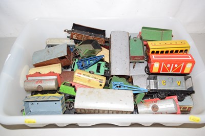 Lot 200 - A group of various Hornby and other model...