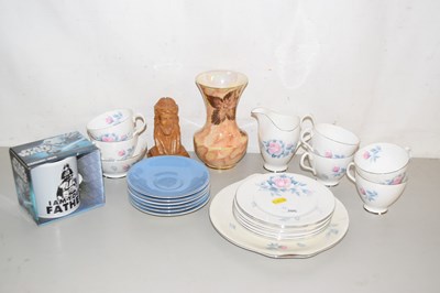 Lot 205 - A quantity of Royal Albert Sorento tea wares...