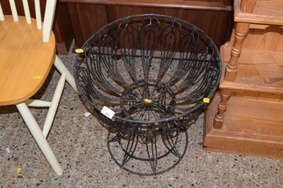Lot 284 - An iron plant stand