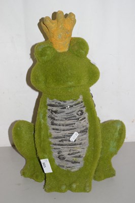 Lot 501 - A large model of a frog