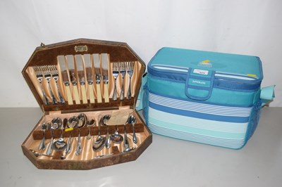 Lot 525 - Case of vintage cutlery and a cool box