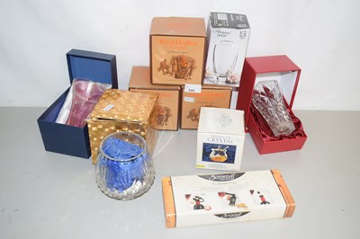 Lot 566 - Mixed Lot: Various Royal Doulton and other...