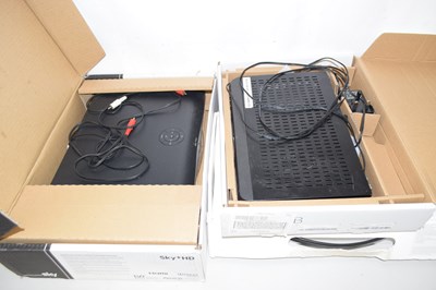 Lot 617 - An Apple Macbook computer together with two...