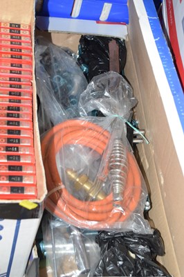 Lot 634 - A mitre saw and other assorted items
