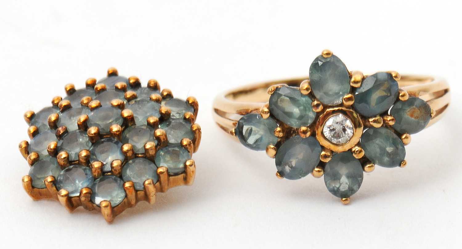 Lot 11 - A 9ct Russian alexandrite ring and pendant,...