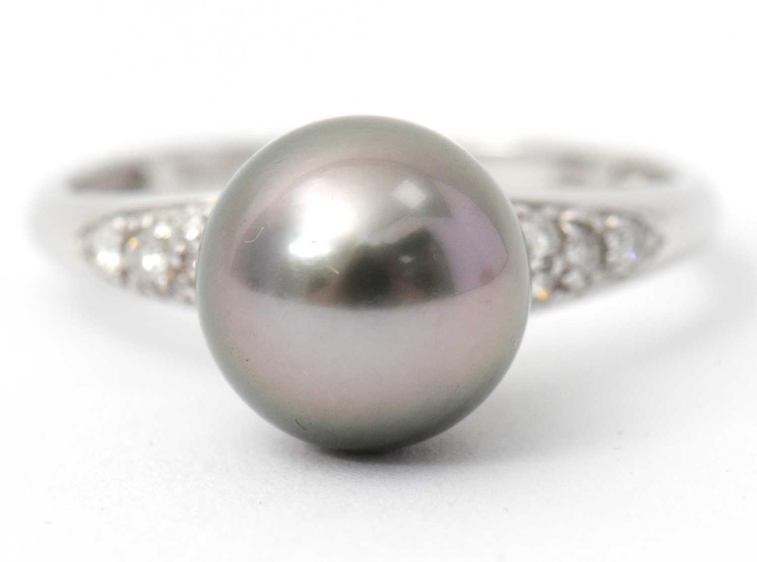 Lot 5 - A 9ct pearl and diamond ring, the Tahitian...