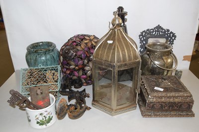 Lot 693 - Mixed Lot: Light fittings, lanterns, desk...