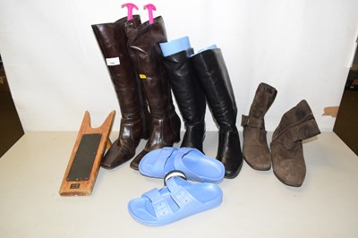 Lot 700 - Mixed Lot: Various ladies boots
