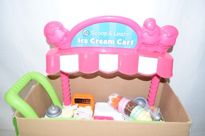 Lot 704 - A child's toy icecream cart