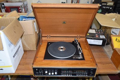 Lot 794 - A Dynatron 6300 record player