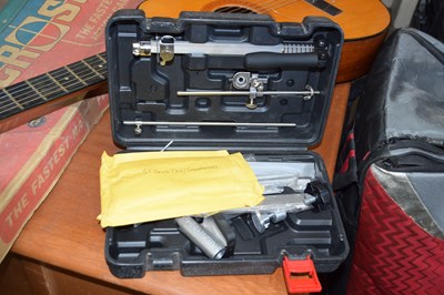 Lot 803 - A boxed Ruixin RX009 knife sharpener