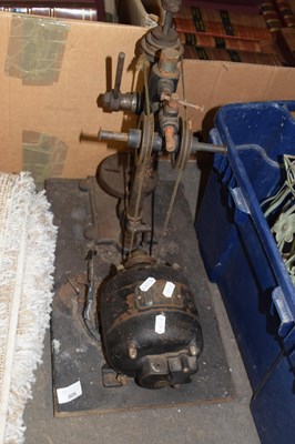 Lot 805 - A vintage pillar drill