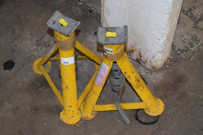 Lot 899 - A pair of axle stands