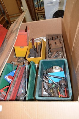 Lot 781 - Box of various assorted tools, garage...