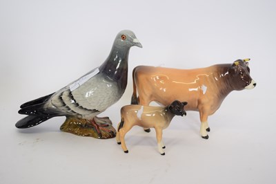 Lot 123 - Beswick model of a pigeon, together with a...