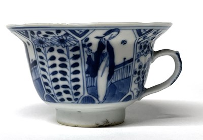 Lot 202 - Chinese Porcelain Cup Qing Dynasty with Kangxi Mark