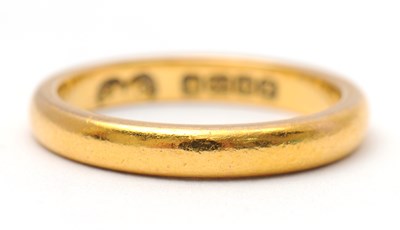Lot 106 - A 22ct wedding band, 2.9mm wide, size I-J, 3.6g