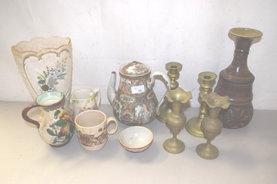 Lot 13 - A Chinese Canton teapot (damaged) together...
