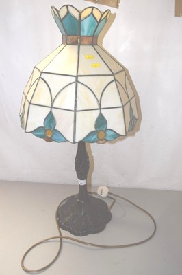 Lot 15 - A reproduction Tiffany style table lamp