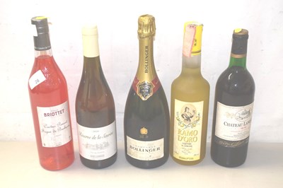 Lot 26 - A bottle of Bollinger champagne and five...