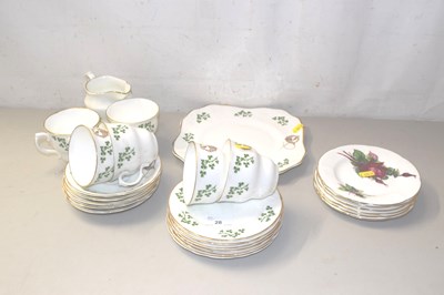 Lot 28 - Quantity of Roslyn tea wares