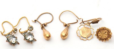 Lot 91 - A mixed lot of 9ct earrings: including a pair...