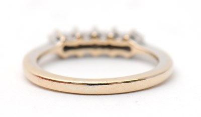 Lot 14 - An 18ct diamond ring, set with five round...
