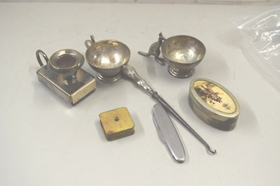 Lot 125 - Mixed Lot: Silver plated salts and other items