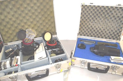 Lot 186 - Two flight cases containing a Galaxy 500MM...