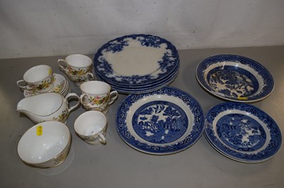 Lot 212 - A quantity of blue and white dinner wares...