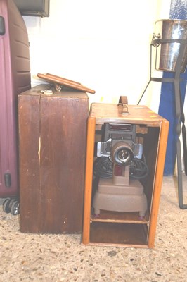 Lot 314 - Vintage Kershaw projector together with a case...