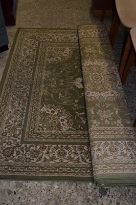 Lot 456 - Machine made rug 160 x 230cm