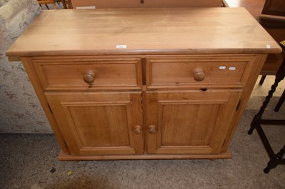 Lot 470 - A pine dresser base