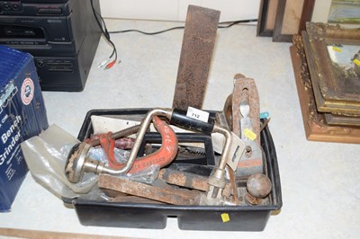 Lot 712 - Box of assorted tools