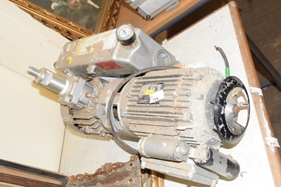 Lot 715 - A pump?