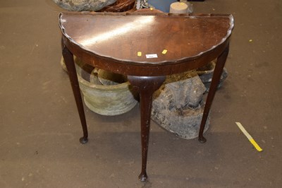 Lot 822 - A walnut veneered hall table