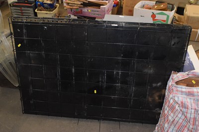 Lot 831 - A folding dog cage