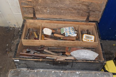 Lot 859 - Pine toolbox and contents